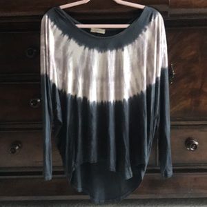 Long sleeve top